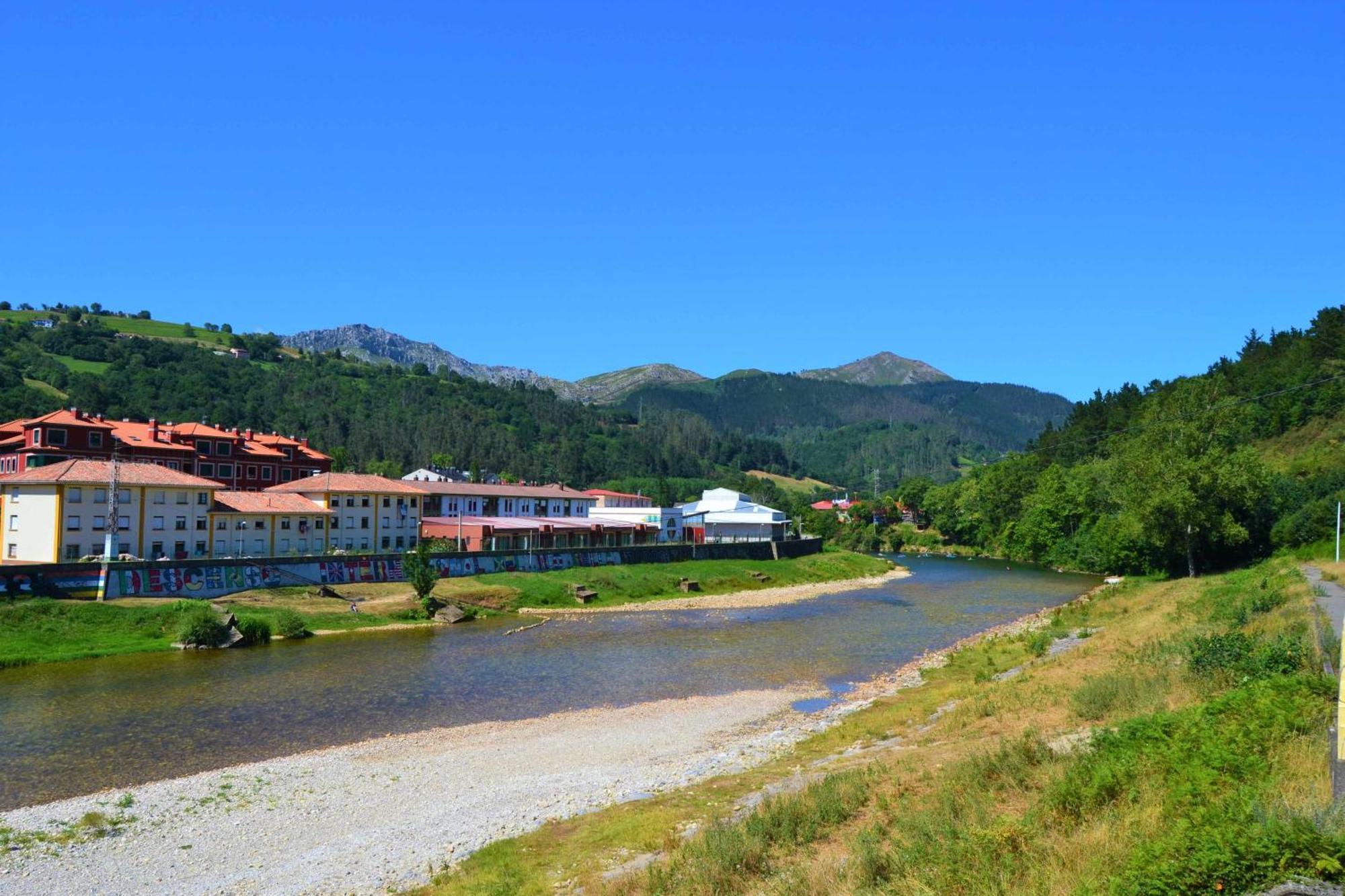 Casa La Gueelina En Asturias Villa Arriondas Dış mekan fotoğraf